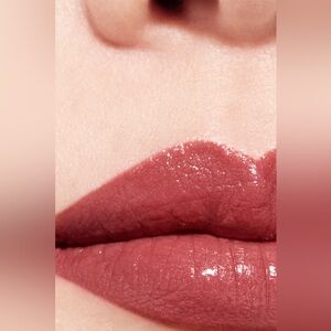 CHANEL Rouge Coco Satin Lipstick 104 Mademoiselle 1gm